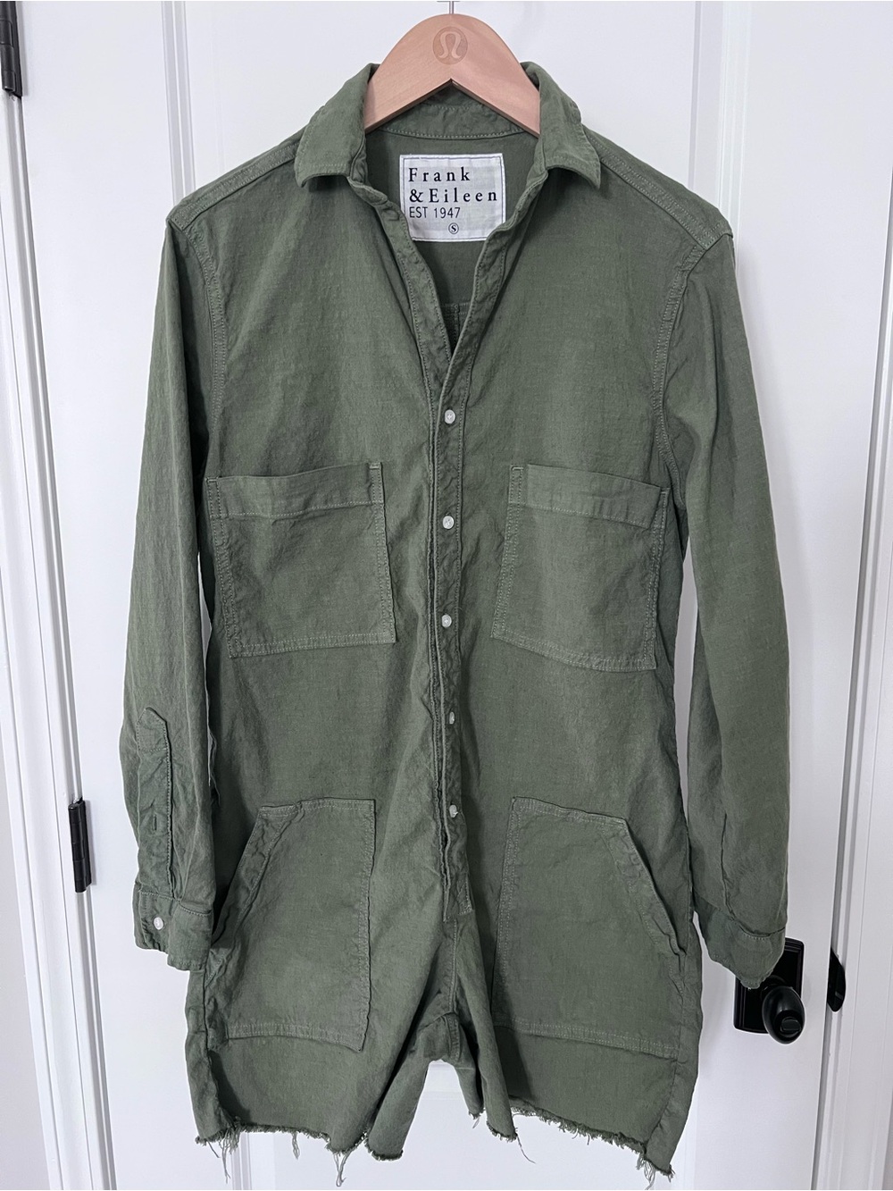 Frank & Eileen Army Green Frayed Hem Long Sleeve Romper Size Small EUC